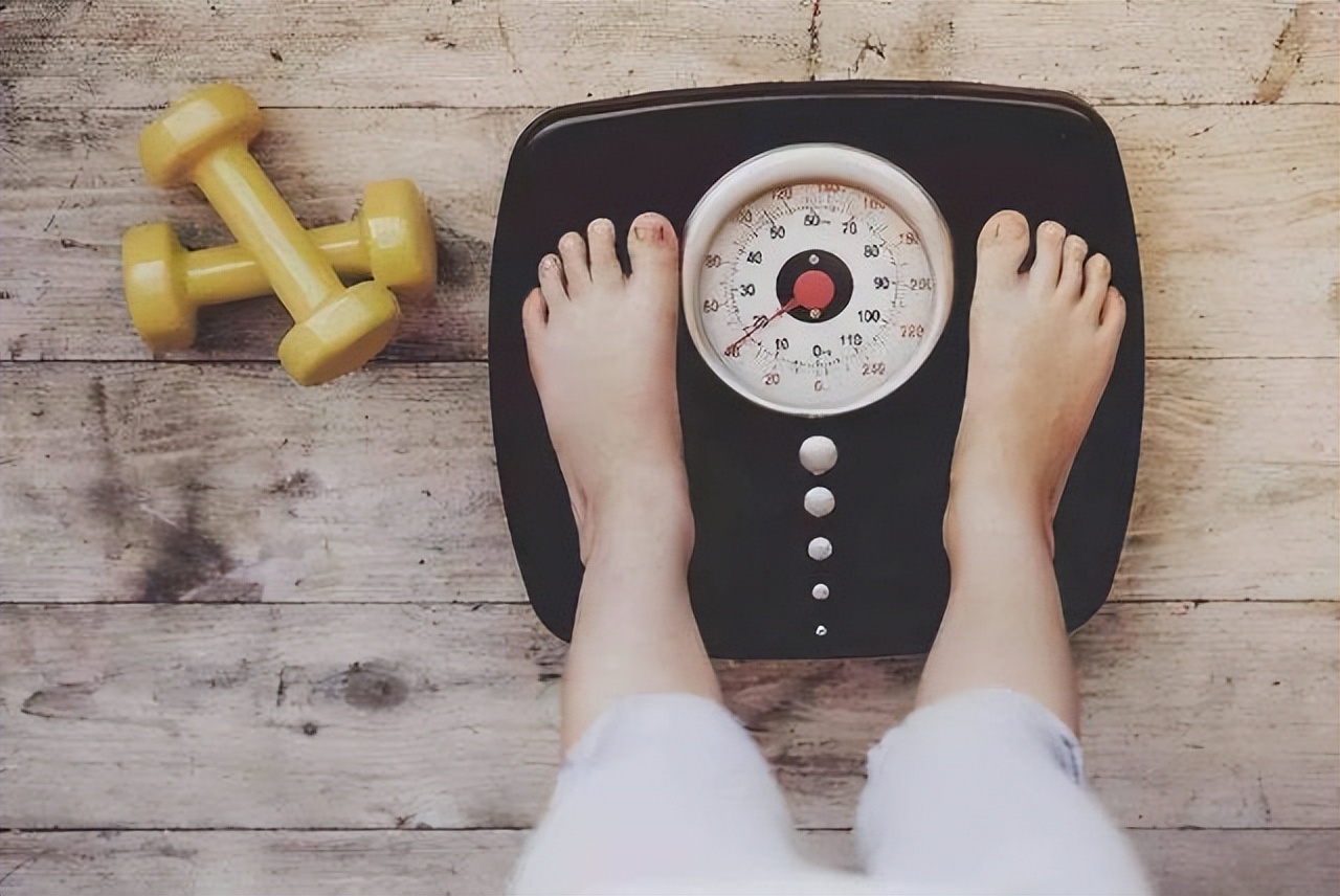 45岁女人正常体重标准,45岁女性体重标准是多少