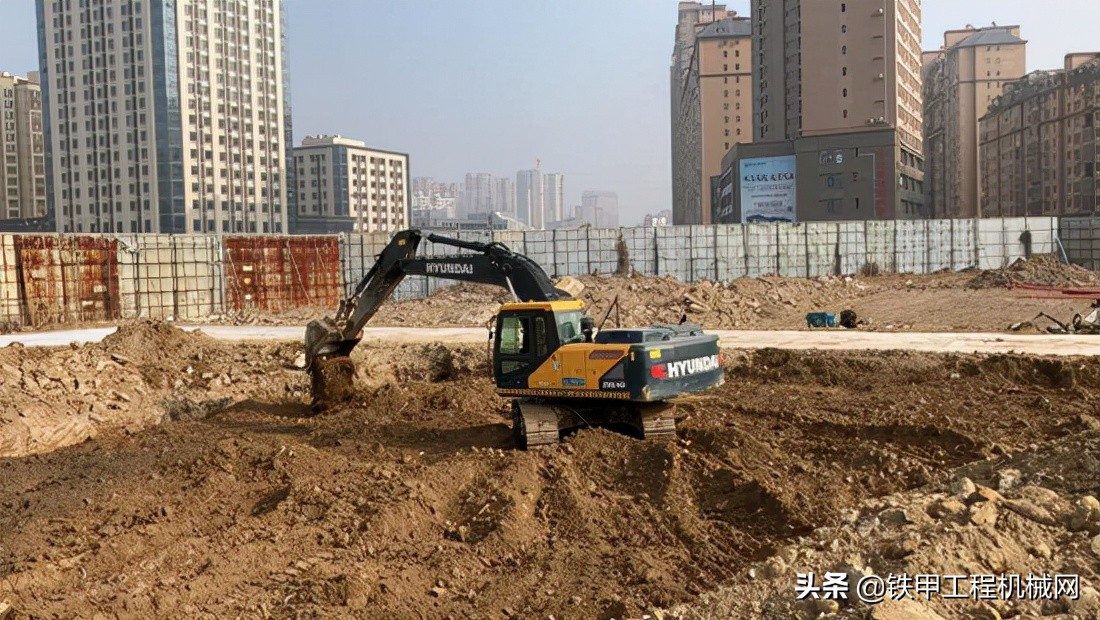 创业首选哪款挖机,创业买大挖机好还是小挖机好