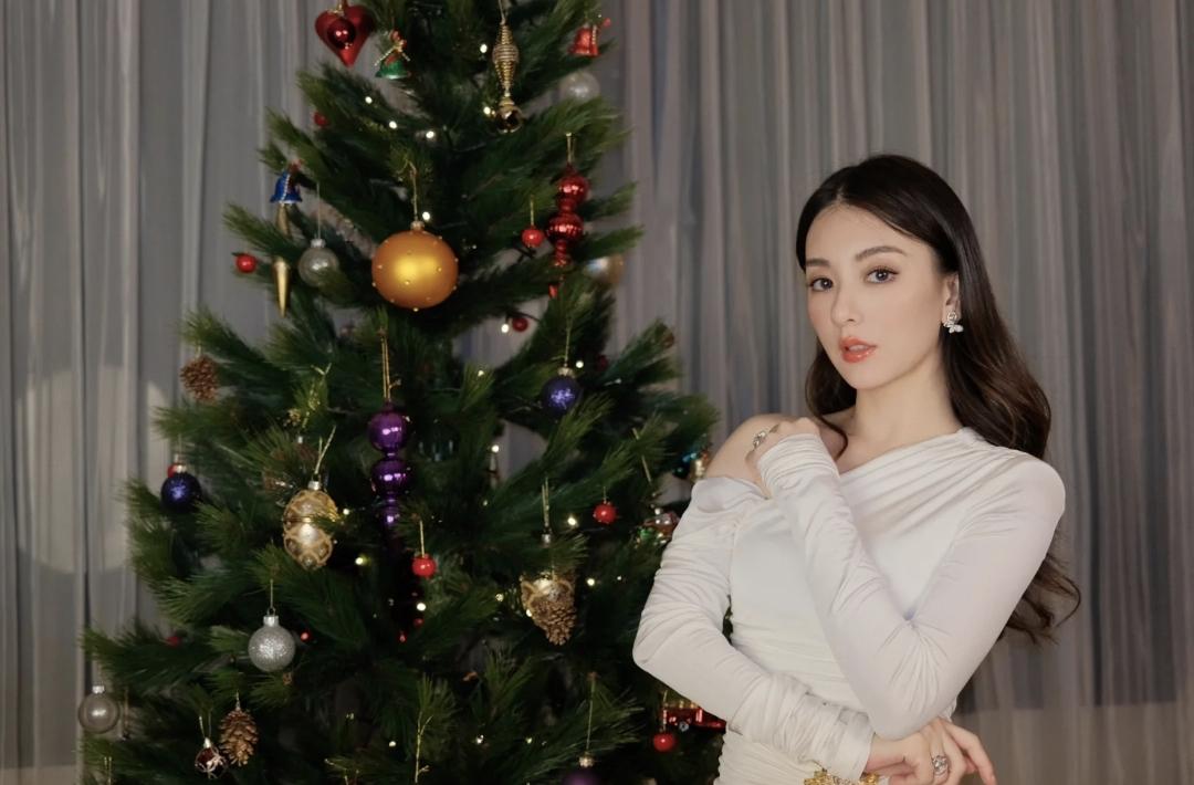 郭富城方媛豪宅照片,方媛在豪宅给郭富城庆祝57岁生日