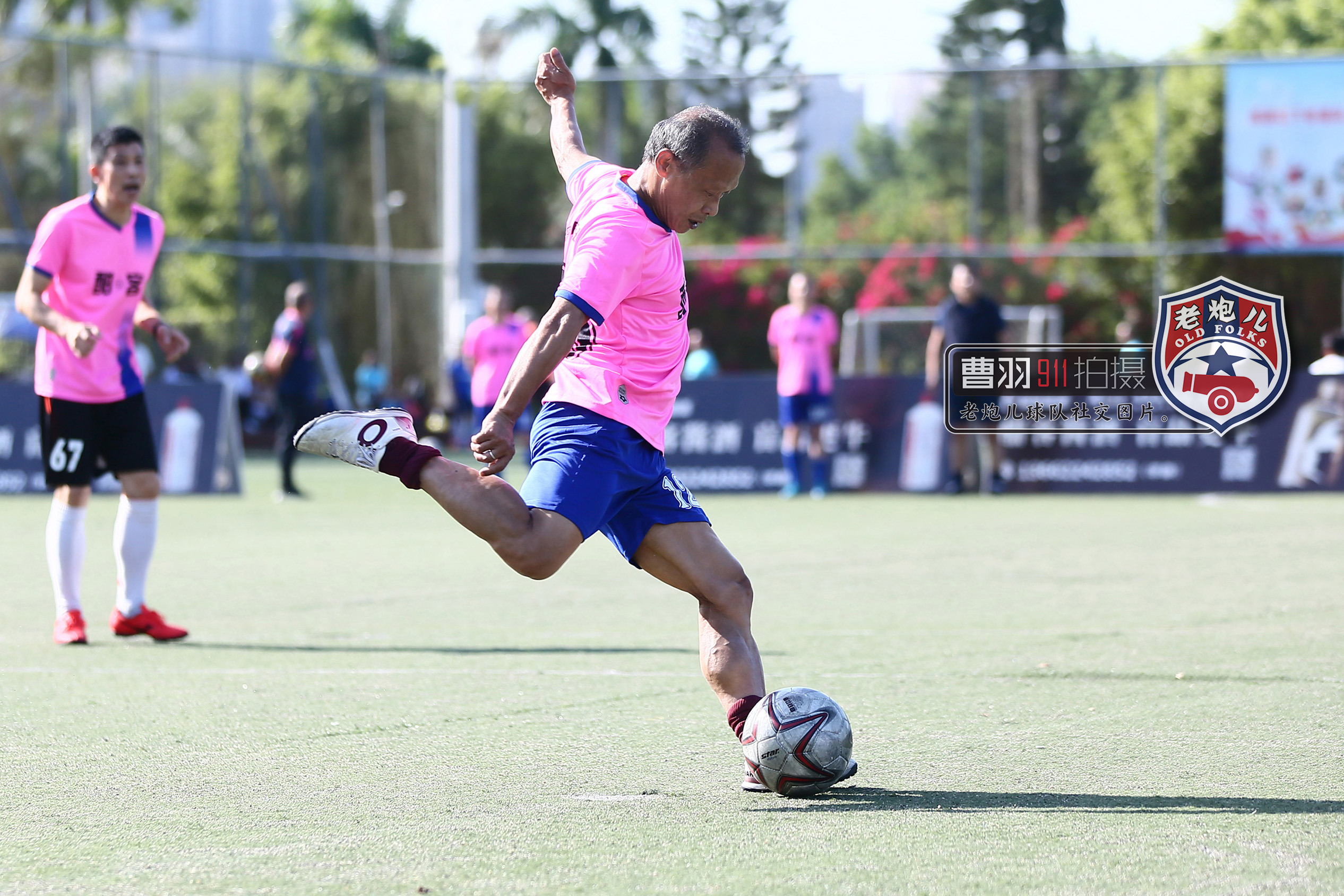 深圳草根足球疫情中砥砺前行深圳60后足球联盟老炮队赛前图片回顾