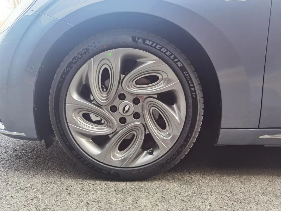 闪电猫马路实车对比,新款闪电猫试驾