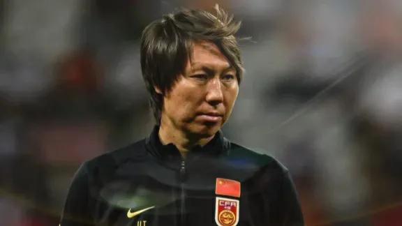 足坛上一堆寄生米虫，当年换李铁的风是谁带起来的？