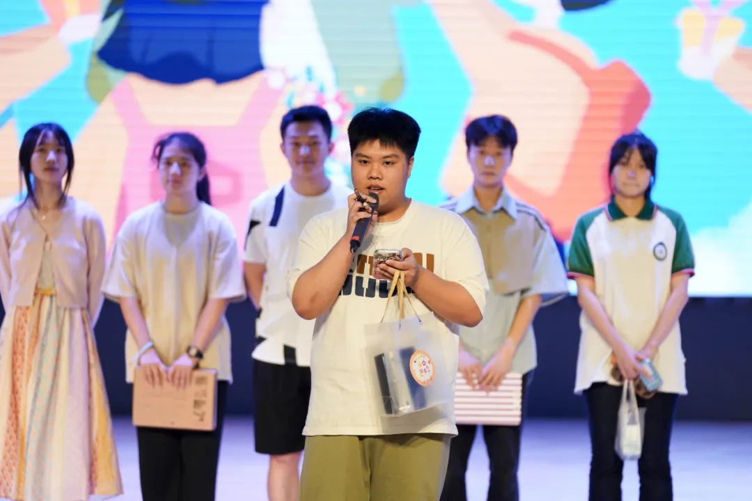 重庆市江北中学毕业典礼|情系江中青云万里