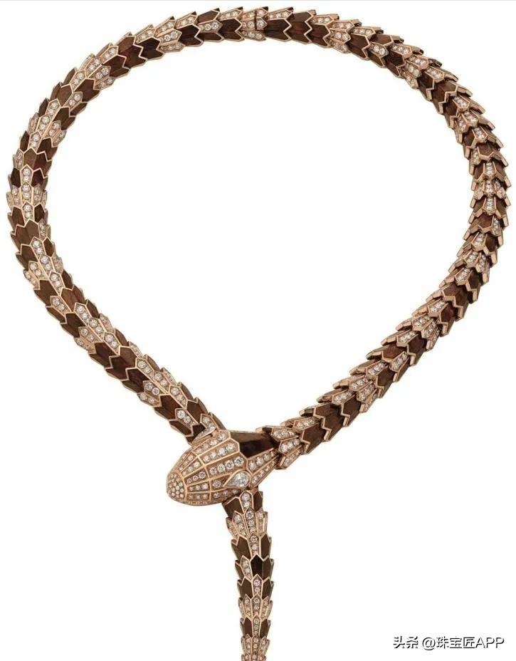化朽木为神奇？比彩宝还高级？6大品牌25款木质珠宝，惊艳全场