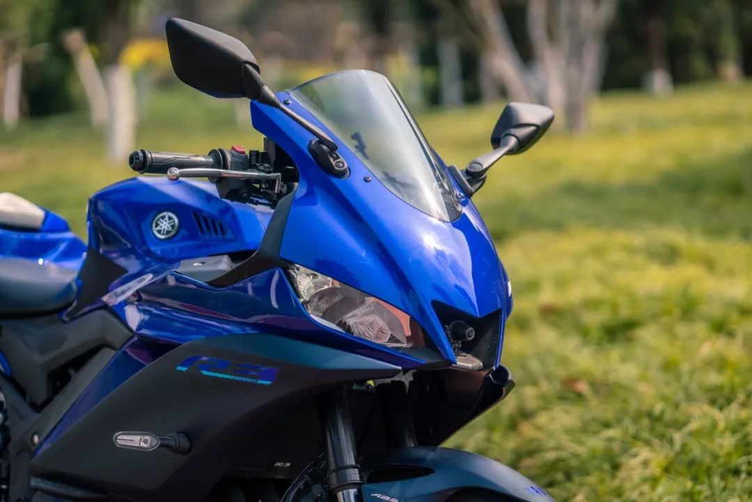 新款雅马哈yzfr3怎么样,雅马哈YZF-R25测评