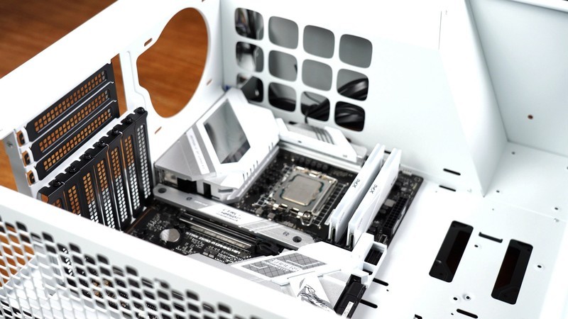 吹雪z690ddr4配什么内存,z690吹雪主板能跑满12900k吗