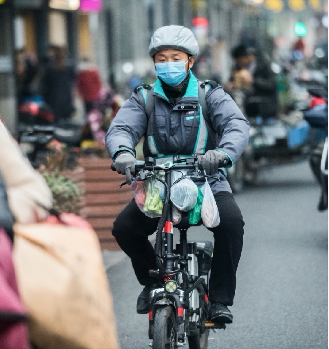 上海跑腿8个小时可以跑多少,在上海做跑腿生存一周