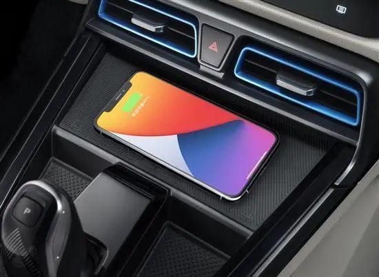 荣威龙猫实车亮相将于5月20日上市,荣威龙猫来了超高颜值