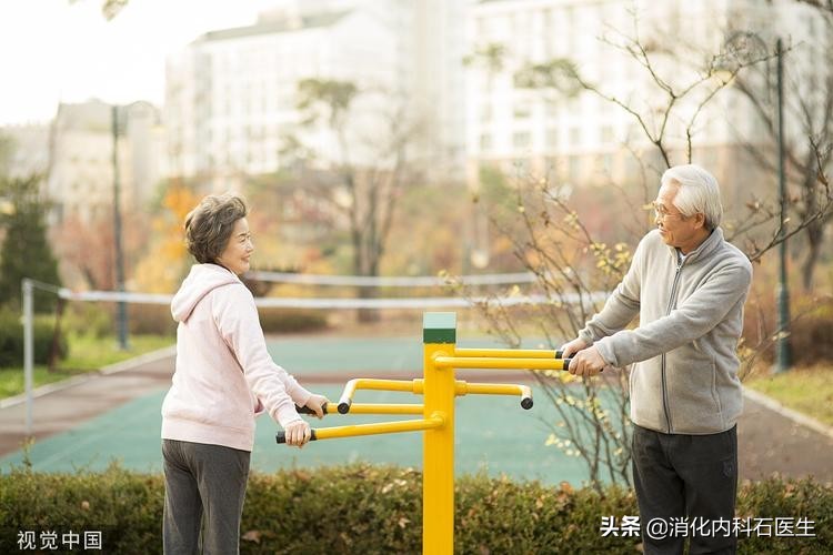 90岁老人心梗介入治疗危险吗,老人急性心梗手术