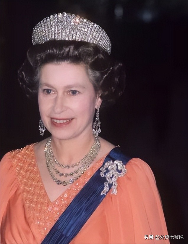 王冠查尔斯戴安娜,英国国王有多少个王冠