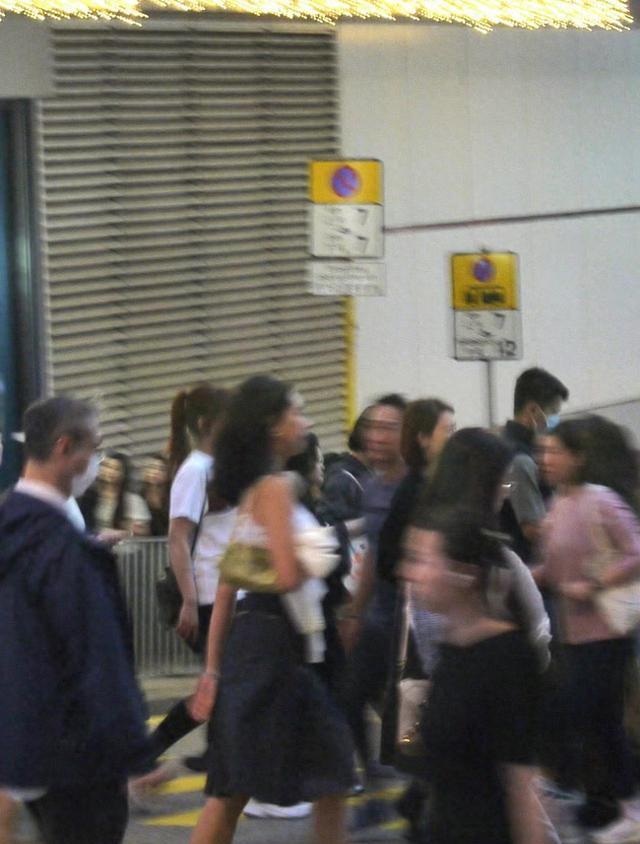 香港时尚：从明星到市民，街拍新宠