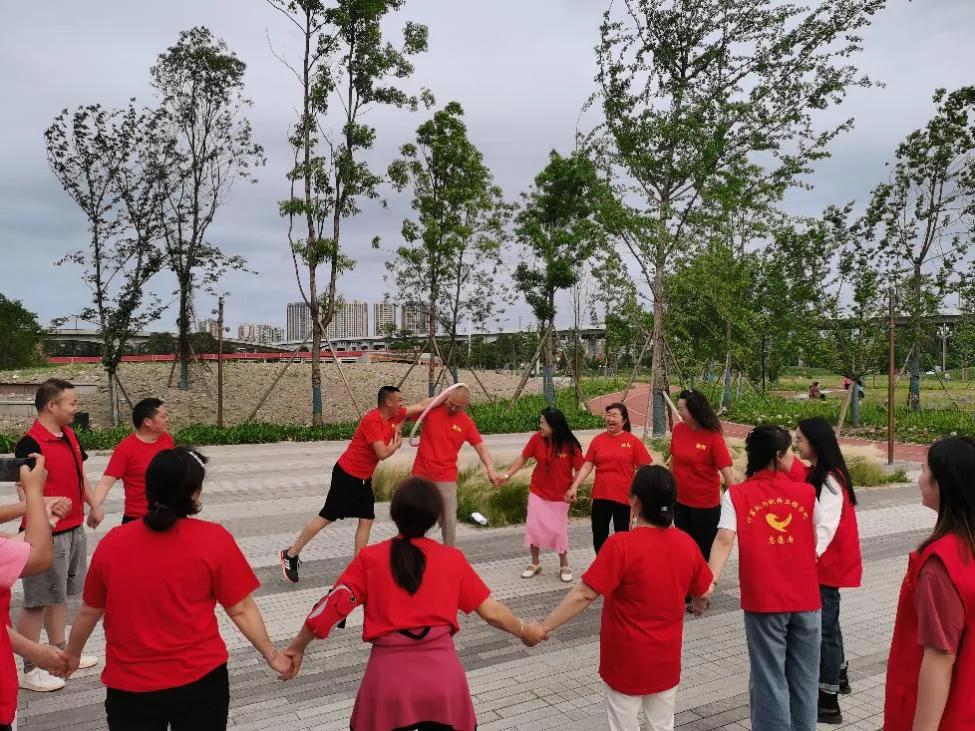 爱成都迎大运团建,爱成都迎大运社区亲子活动
