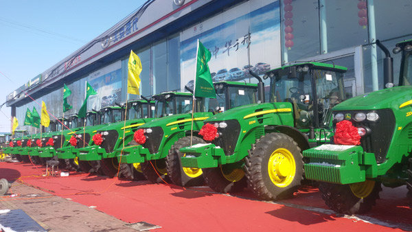 东方红拖拉机销量冠军,东方红常发拖拉机哪个好