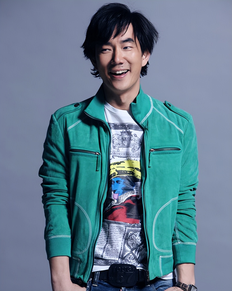 56岁任贤齐照片曝光,2024年任贤齐多大了