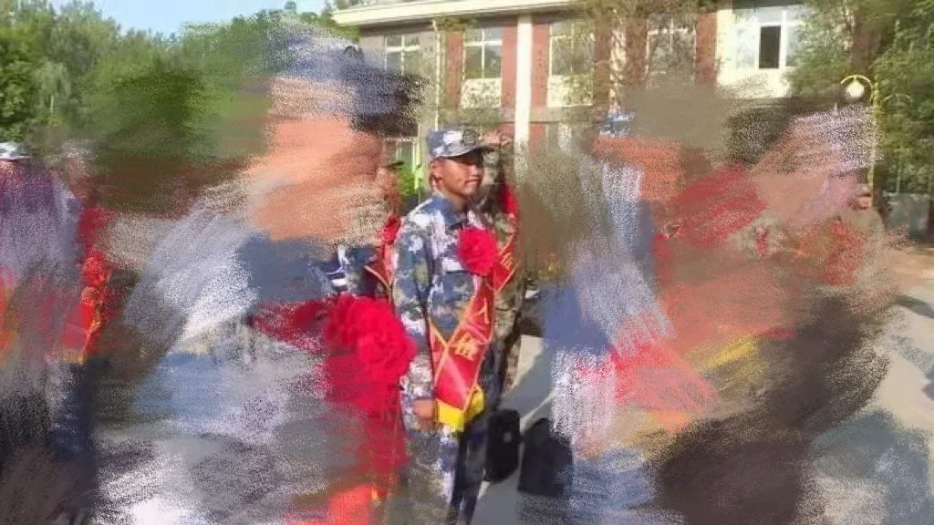 军恋要不要去男朋友部队,当兵遇到军恋会怎么样