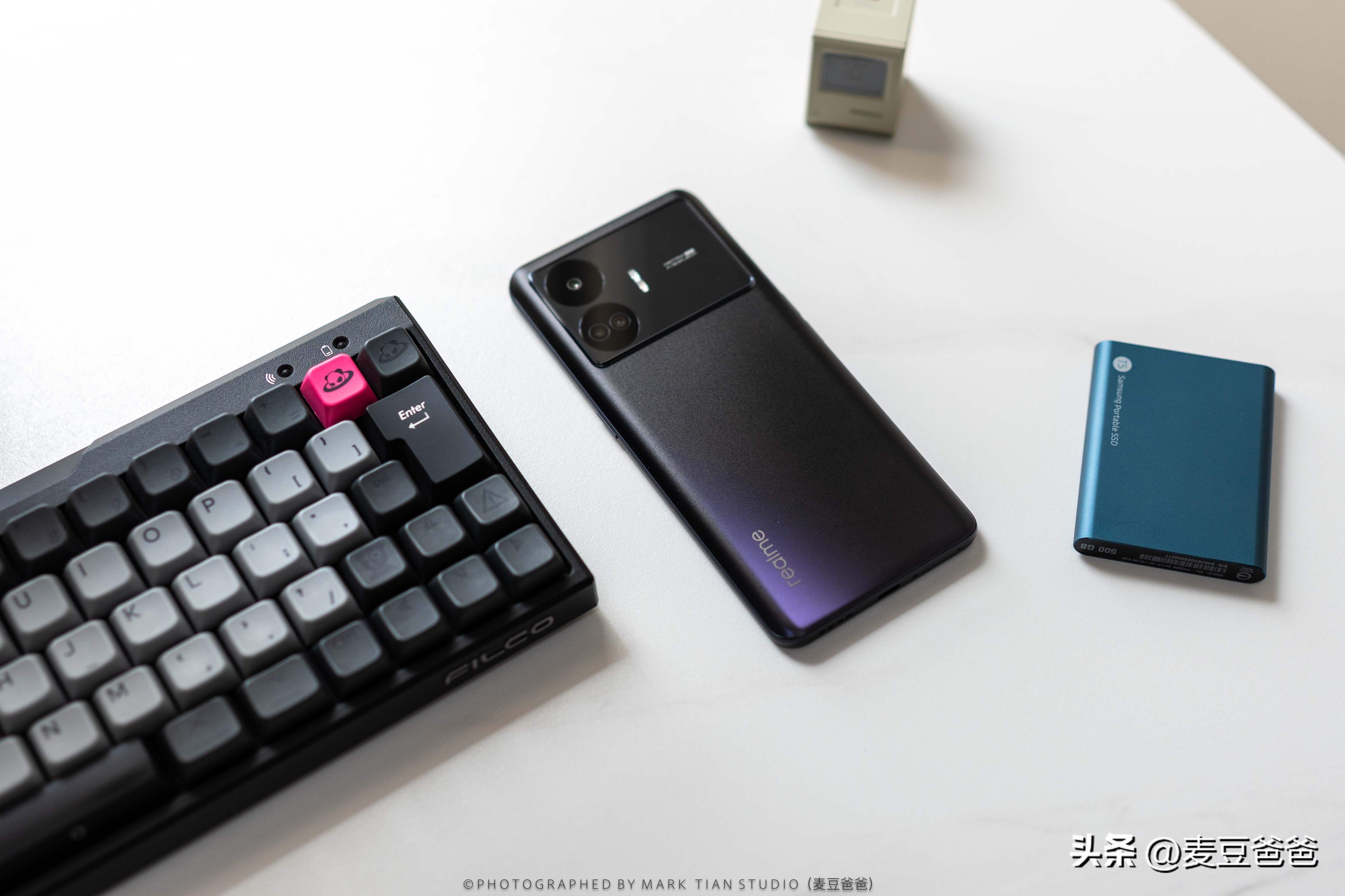 中端手机的自我修养,取舍之道:真我GTNeo5SE越级体验?