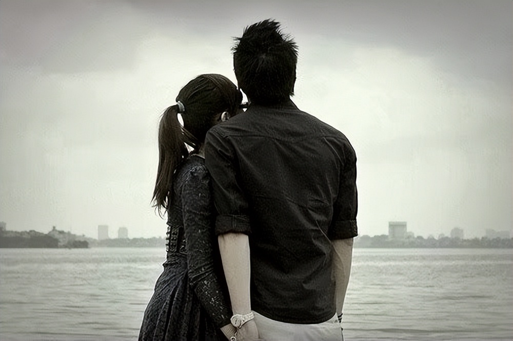 两性之间的爱情说说,很有深意的爱情说说大全