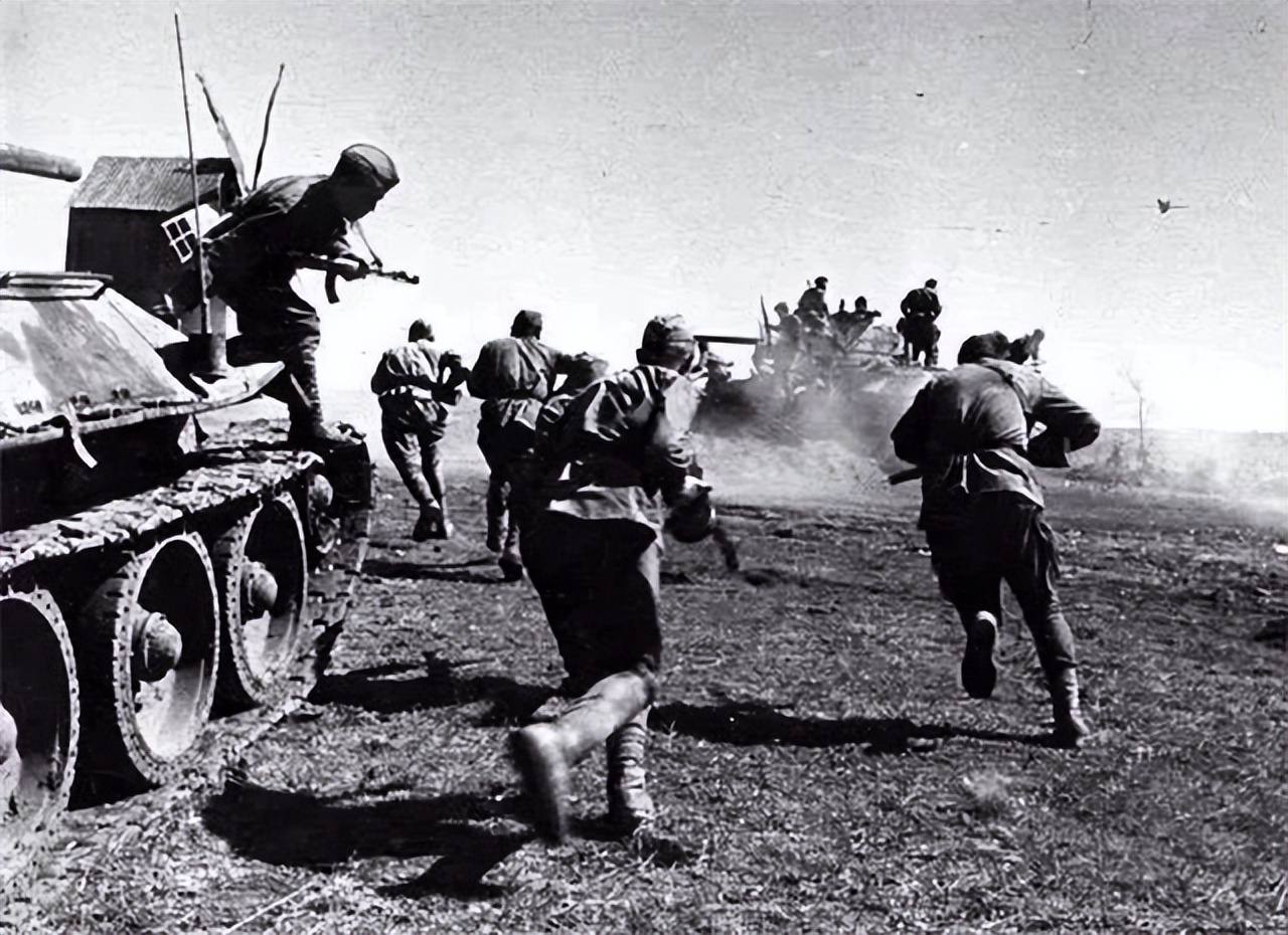 南京失守逃出的将军,南京渔夫舍命救了一个军人