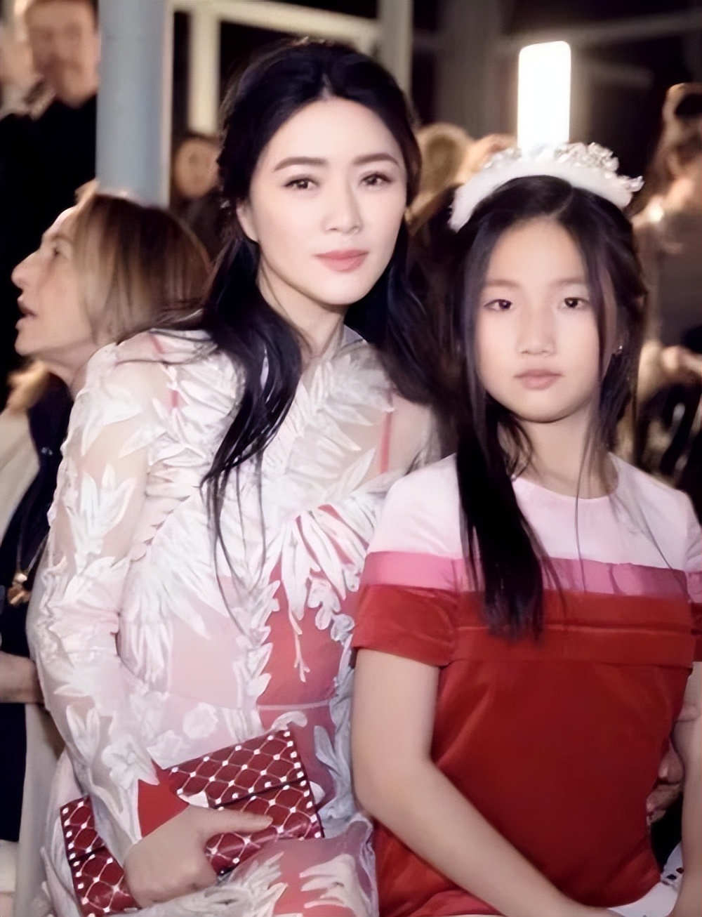 *明徐**:28岁成亿万富豪,44岁病死狱中,明星妻子为他守节