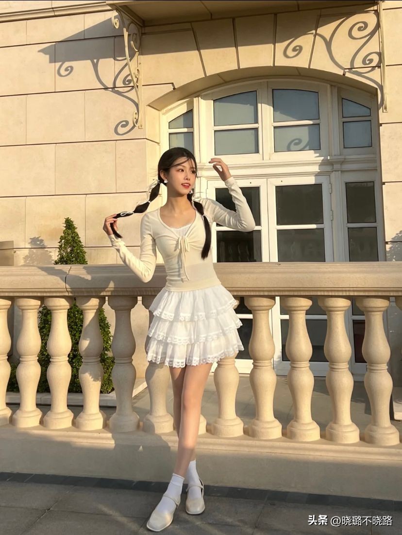 显瘦瑜伽服穿搭教程,瑜伽服套装短裙时尚最新款