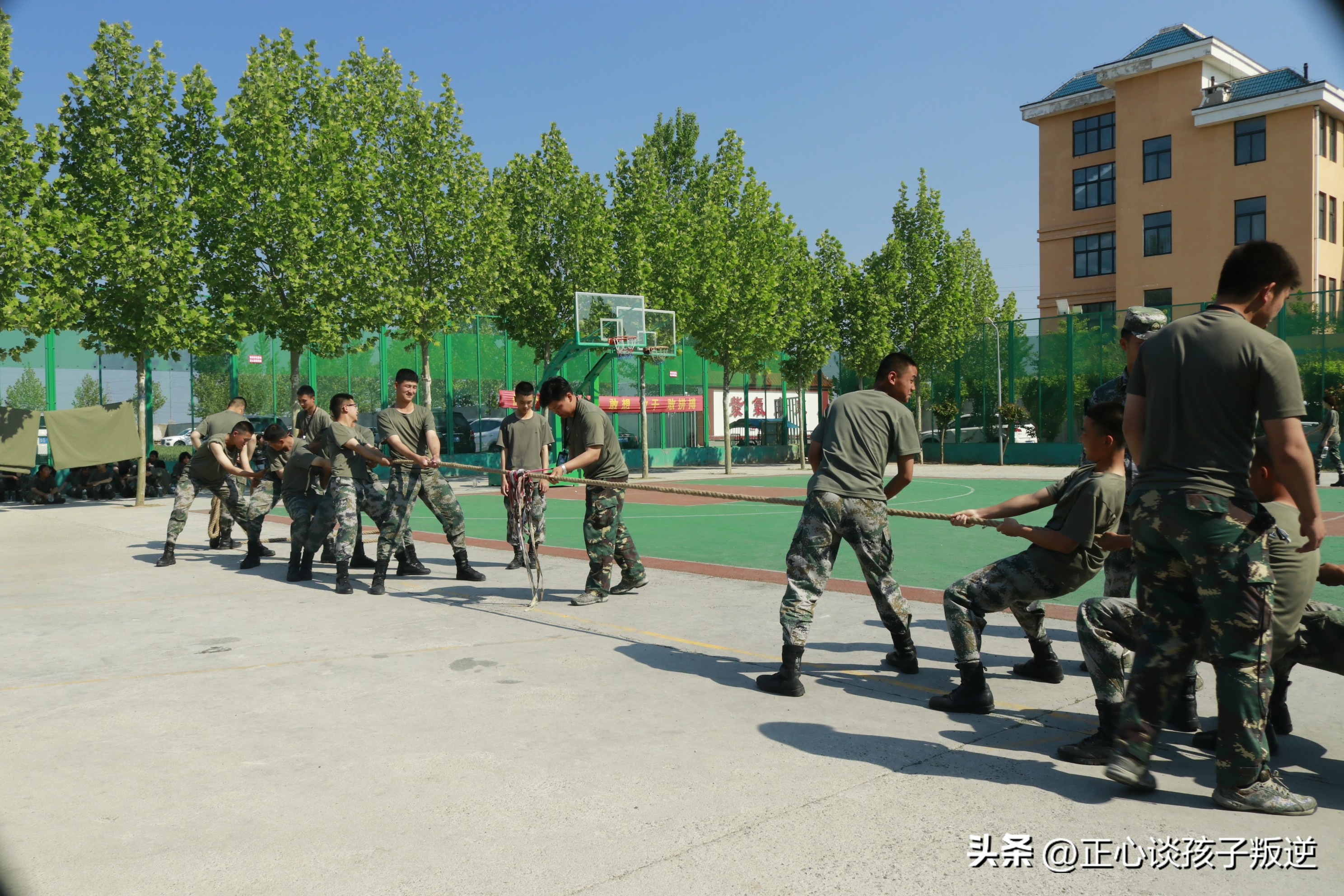 小孩逆反心理强怎么教育,孩子叛逆心理怎么引导得好