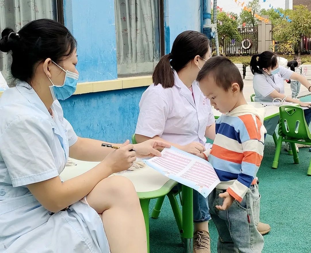 定期体检呵护健康|园外园君悦园、心怡园宝贝们的健康体检日记