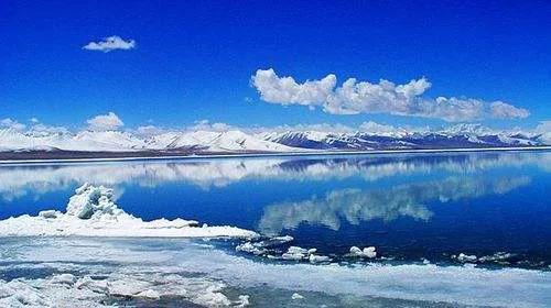 离天堂最近的地方是西藏,拉萨站在离天堂最近的地方