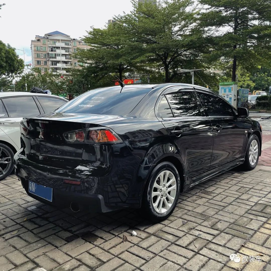 三菱翼神手动挡驾驶感受,00后三菱翼神