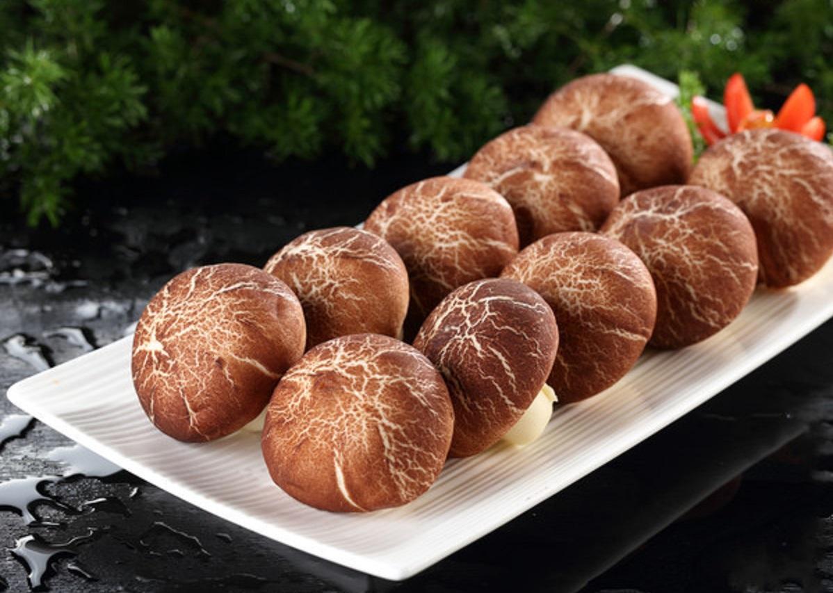 80岁老人吃芹菜有什么功效养身,土豆和芹菜的功效与作用