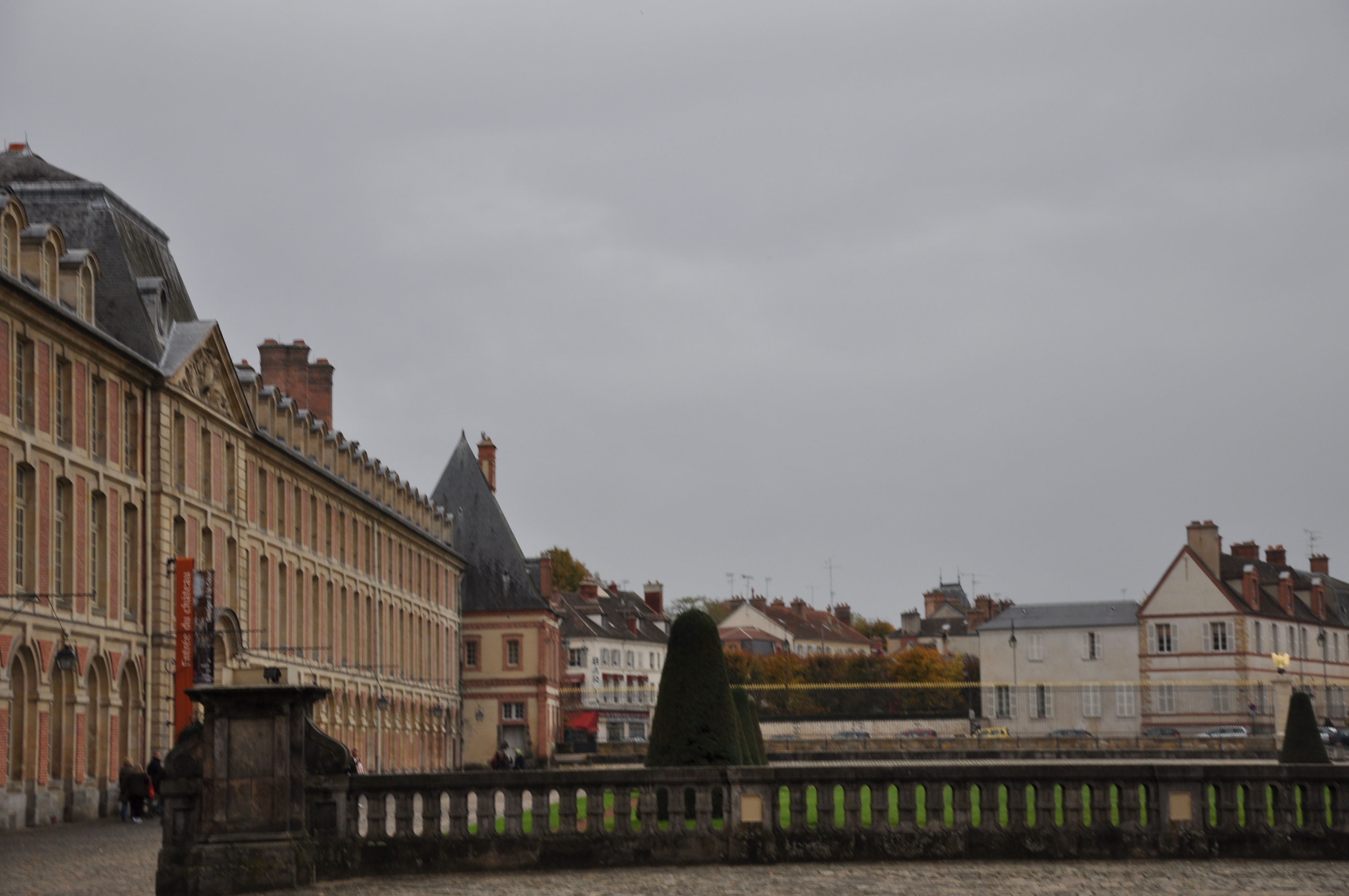 枫丹白露宫名字由来,枫丹白露宫殿俯视图解