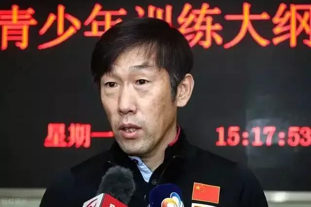 这才是青训该有的样子,以前的青训现在的青训