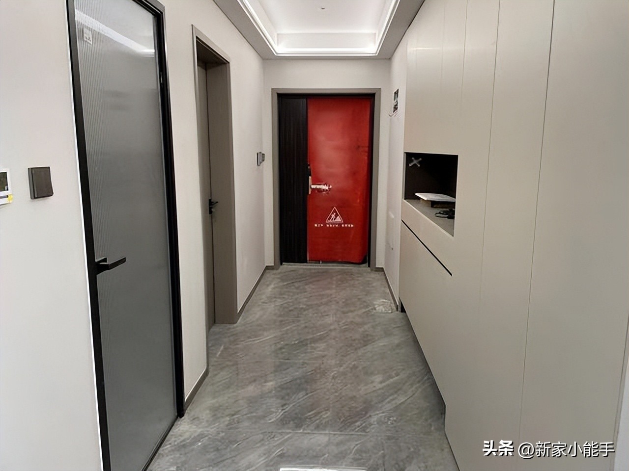 装修什么灰色好看又实用,灰色最耐脏装修效果图