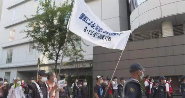 当*国靖**神社人山人海日本反战却登中国热搜网友质疑：背后有鬼