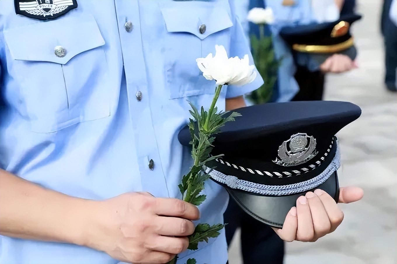 广西非凡十年微视频,公安局非凡十年