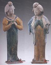 三彩釉陶雕塑,唐代三彩俑具有什么艺术特点