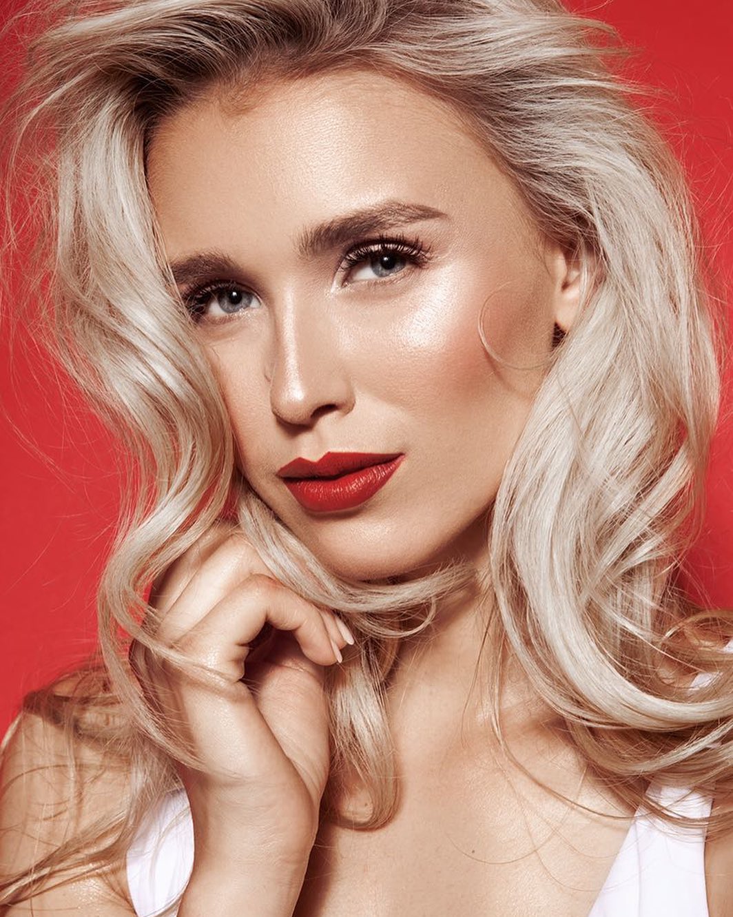 罗伊斯老婆斯嘉丽什么星座,罗伊斯女友斯嘉丽世界杯