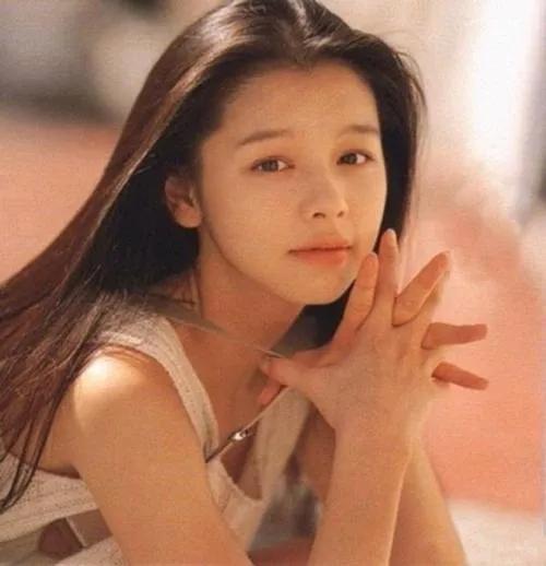 徐若瑄年轻时候的发型,徐若瑄标准瓜子脸