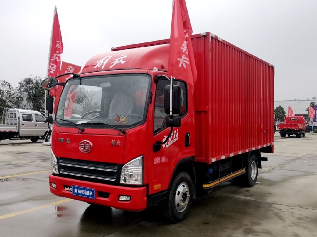 十堰龙信二手车市场雅阁,十堰龙信国际汽车城二手车直播