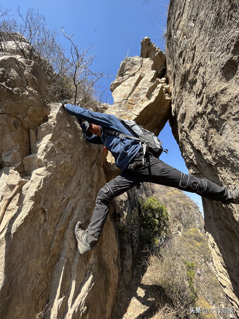 山西太行山大峡谷风景区拍照打卡,南岭太行山