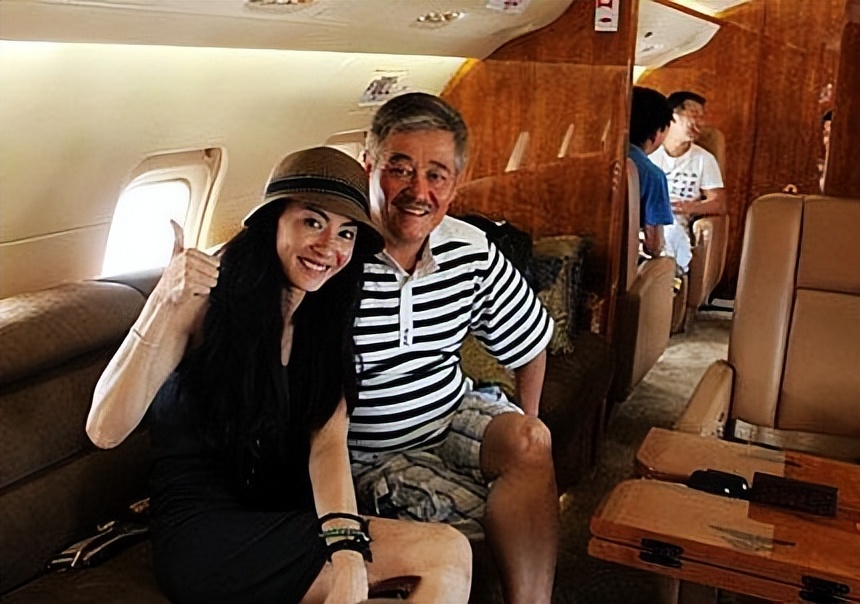 赵本山和郭德纲是怎样发家致富的,赵本山与郭德纲的差距