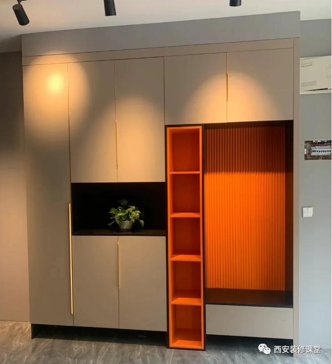 自己找人装修翻车现场,装修翻车实在没劝住