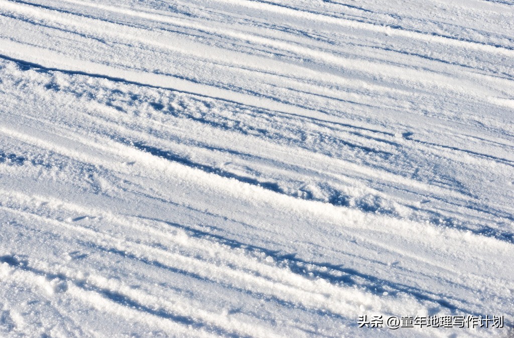 童年地理||张文泰|大连西岗区街心公园的旋转木马和少年伙伴