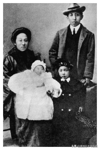 中国近代十大女伟人，每一位都是革命先烈，其中两位是正国级！