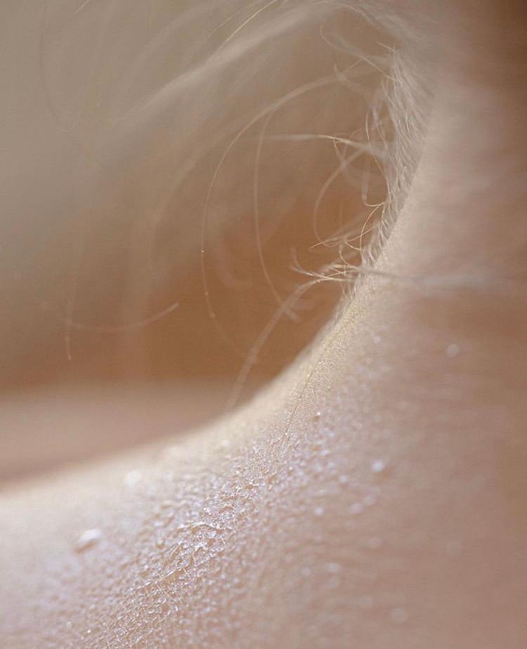 局部也性感：劳伦特的人体局部特写