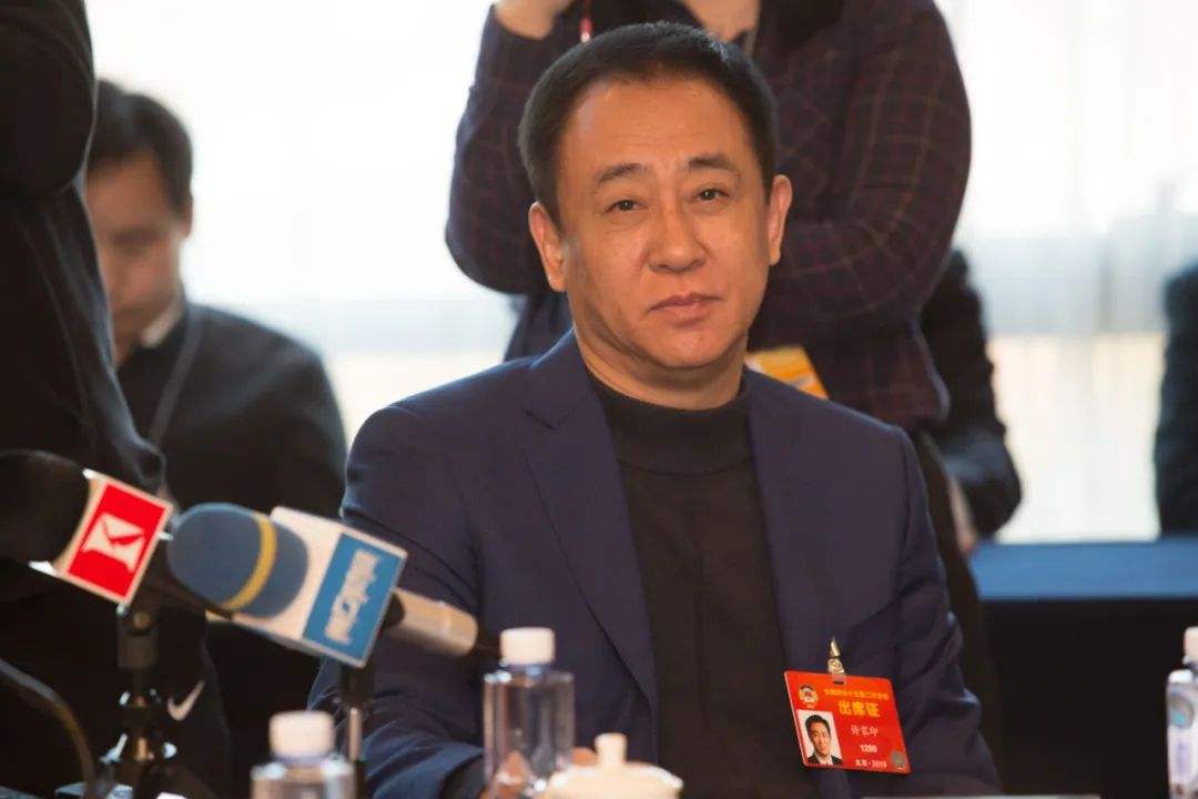 钟睒睒如何评价许家印,许家印谈钟睒睒