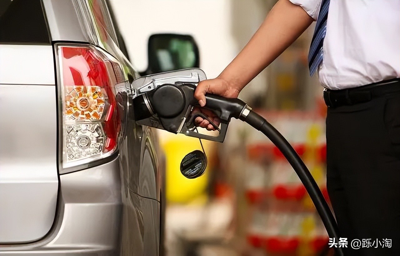 为何私人加油站便宜还能免费洗车,为什么私人加油站还送洗车服务