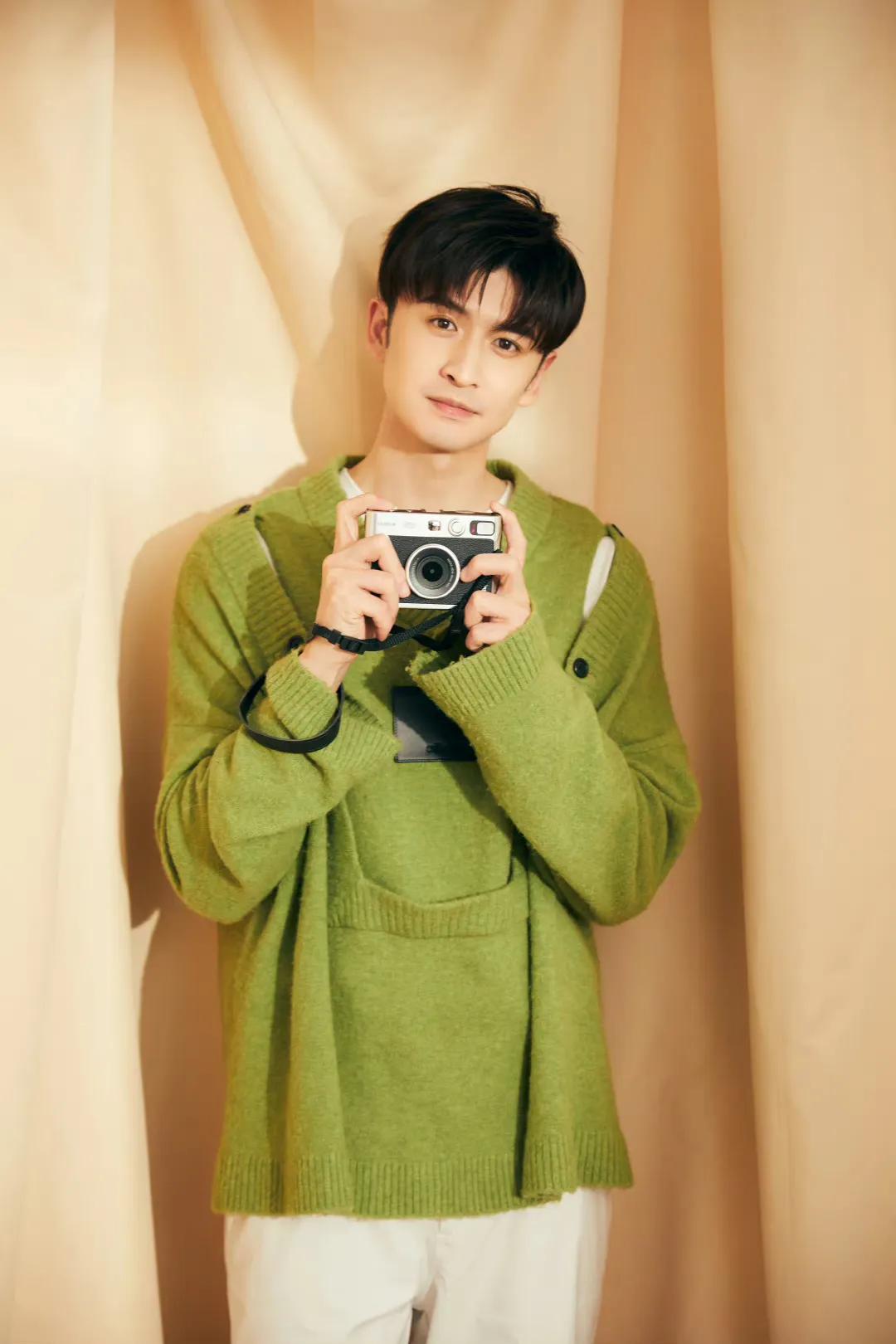 周雨彤杨紫吴倩哭戏,徐艺珍周雨彤