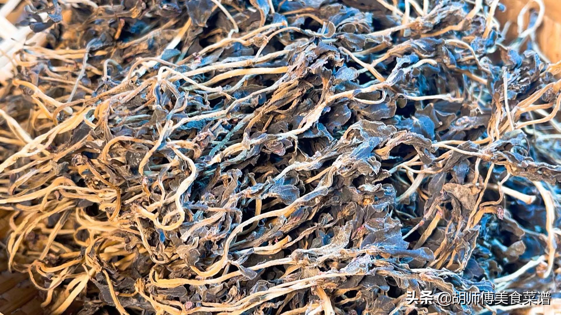 这5种蔬菜晒干后比新鲜1年都不坏,这六种水果晒干后比新鲜的更好吃