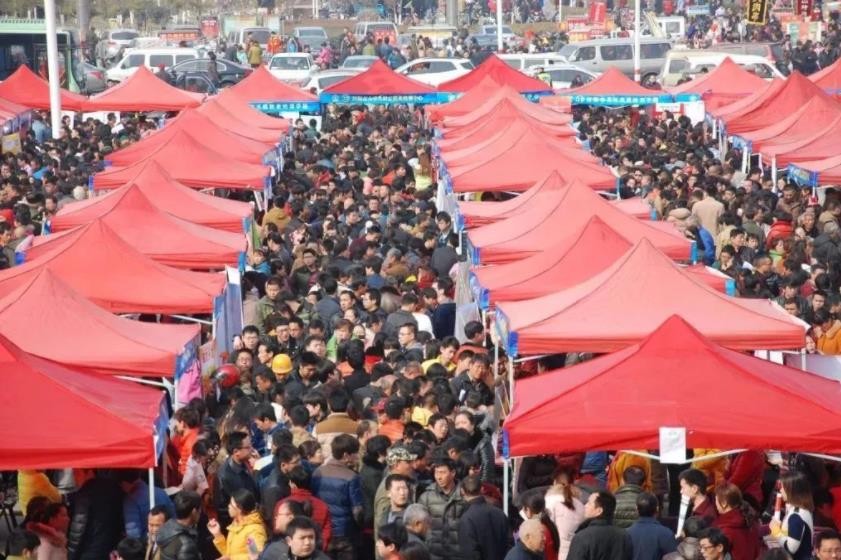 京东001号快递员金宜财:死心塌地送快递12年,刘强东给了他什么