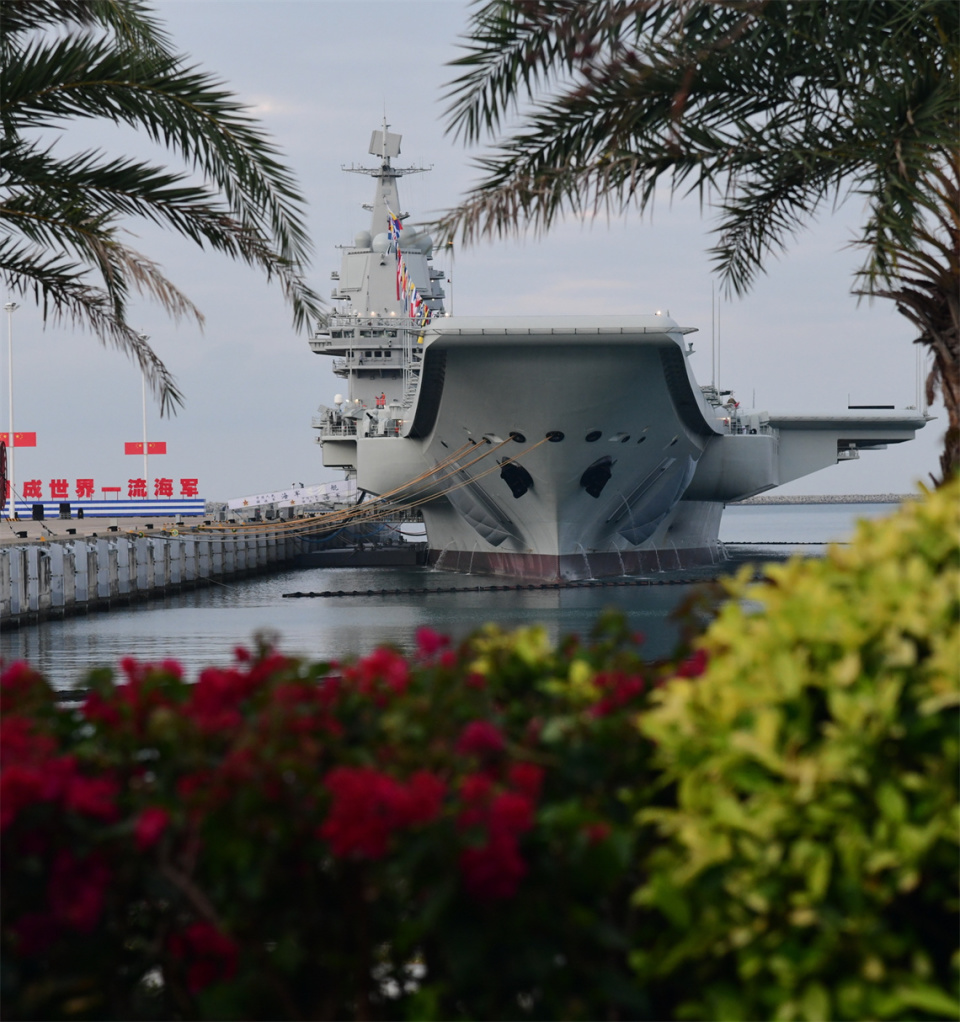 阅舰式航母,阅舰式能现场看吗